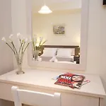 Ξενοδοχείο με διαμερίσματα Prince Studios 3*