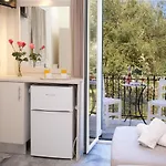 Prince Studios Aparthotel