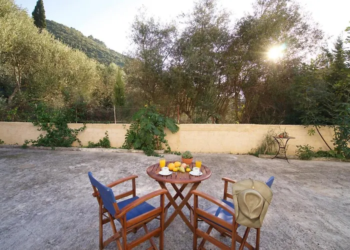 Prince Studios Aparthotel