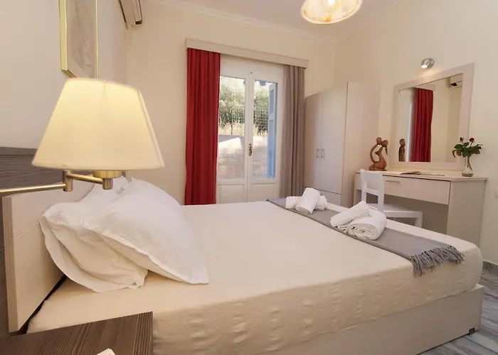 Prince Studios Aparthotel 3*