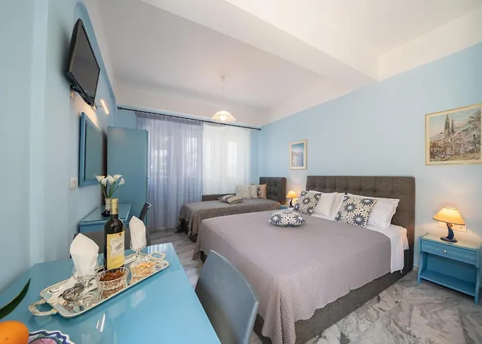 Prince Studios Aparthotel