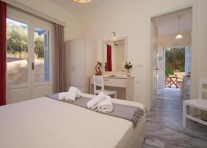 Ξενοδοχείο με διαμερίσματα Prince Studios 3*